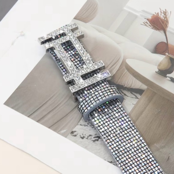 Women’s Silver Faux Leather Rhinestone Belt - Picture 3 of 8